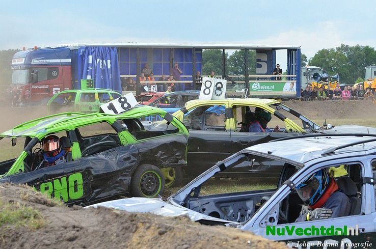 (VIDEO) Autorodeo Oudleusen weer een groot spektakel - Foto: Johan Bokma
