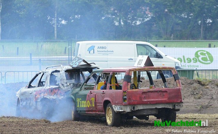 (VIDEO) Autorodeo Oudleusen weer een groot spektakel - Foto: Johan Bokma
