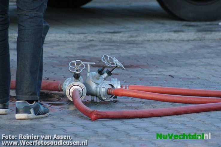 Spectaculair watergevecht Jeugdbrandweer Dalfsen - Foto: Reinier van Assen