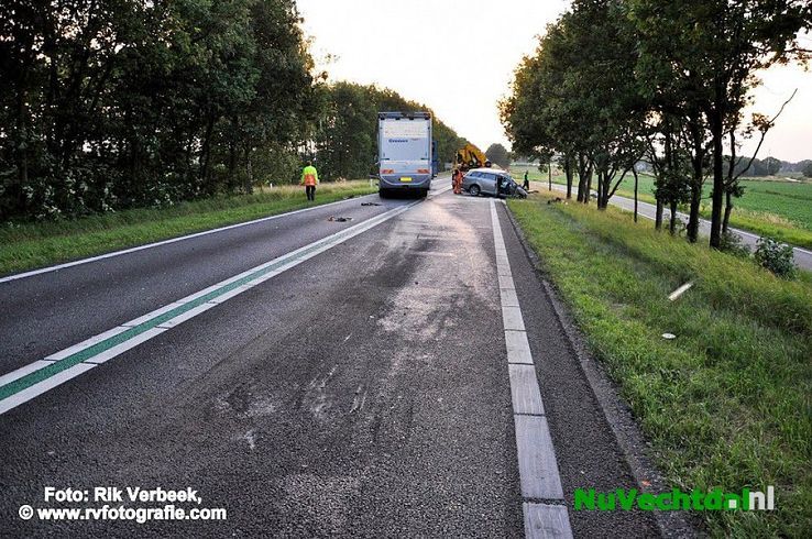 Man verongelukt bij ongeval op de N36 Beerzerveld - Foto: Rik Verbeek