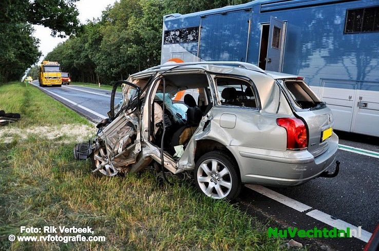 Man verongelukt bij ongeval op de N36 Beerzerveld - Foto: Rik Verbeek