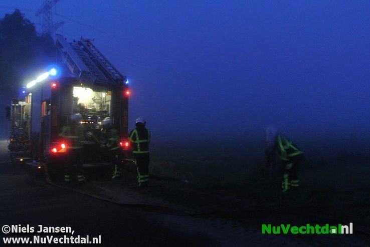 [Video] Woning uitgebrand aan de Meenteweg Dalfsen - Foto: Niels Jansen