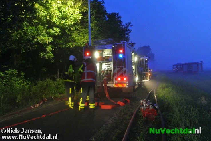 [Video] Woning uitgebrand aan de Meenteweg Dalfsen - Foto: Niels Jansen