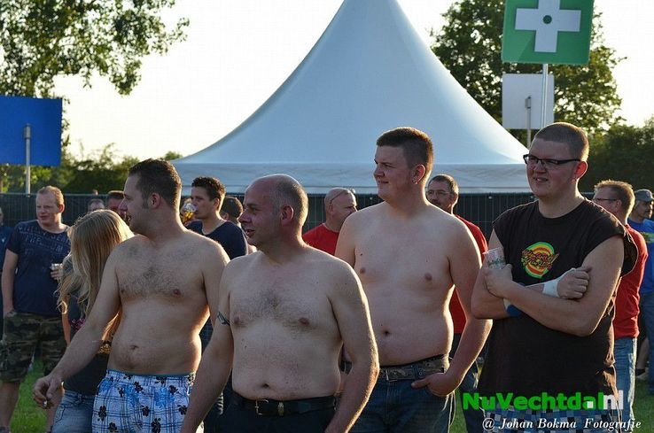 (VIDEO) Optreden Normaal in Dalfsen groot spektakel - Foto: Johan Bokma