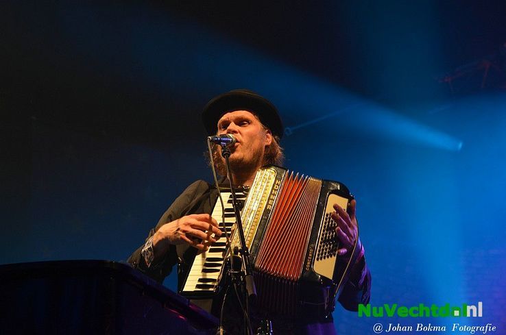 (VIDEO) Optreden Normaal in Dalfsen groot spektakel - Foto: Johan Bokma