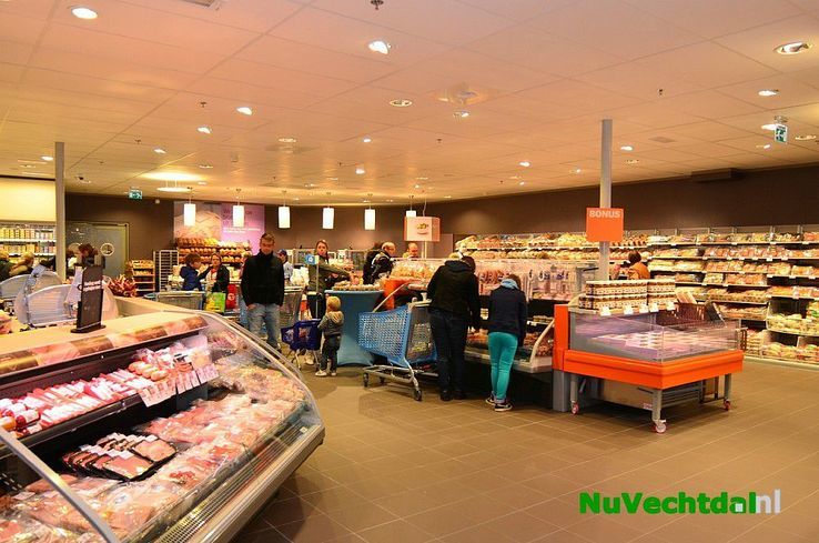 Albert Heijn Nieuwleusen officieel geopend - Foto: Johan Bokma