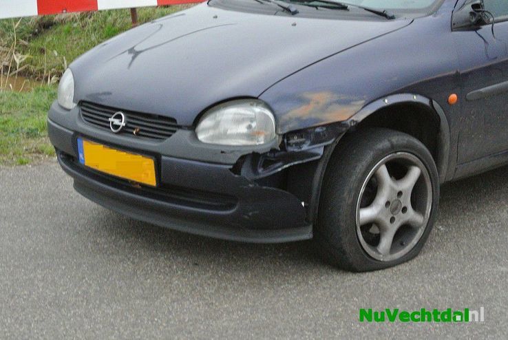 Meisje geschept door auto Nieuwendijk Nieuwleusen - Foto: Niels Jansen