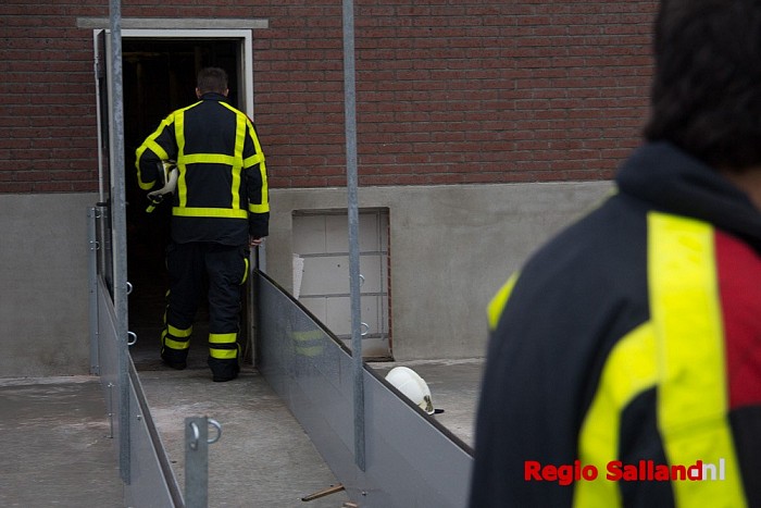Brand bij boerderij Haarweg Lemelerveld snel meester - Foto: Pim Haarsma