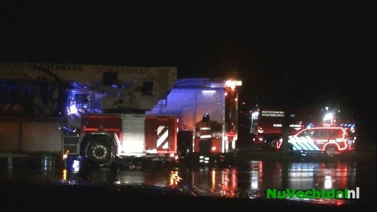 Verwoestende brand Akkersteeg Ommen - Foto: Niels Jansen