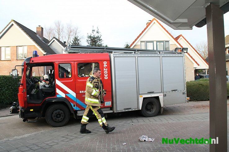 Brand in heg Luukmanserf Dalfsen door vuurwerk