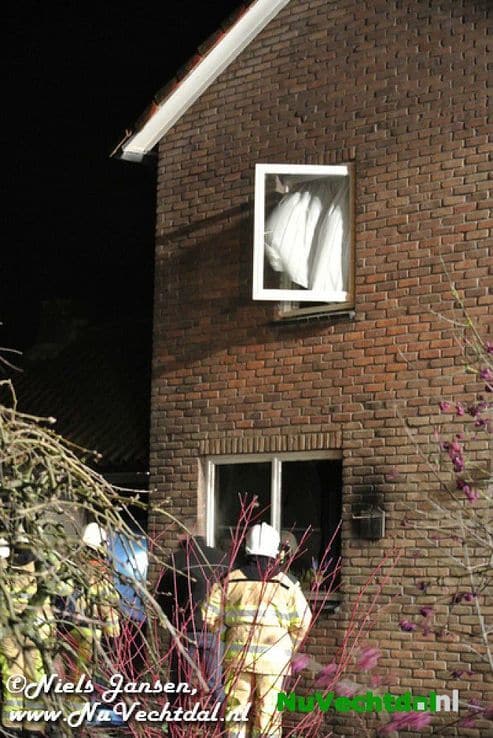 VIDEO: Keukenbrand Kampfstraat Lemelerveld - Foto: Niels Jansen