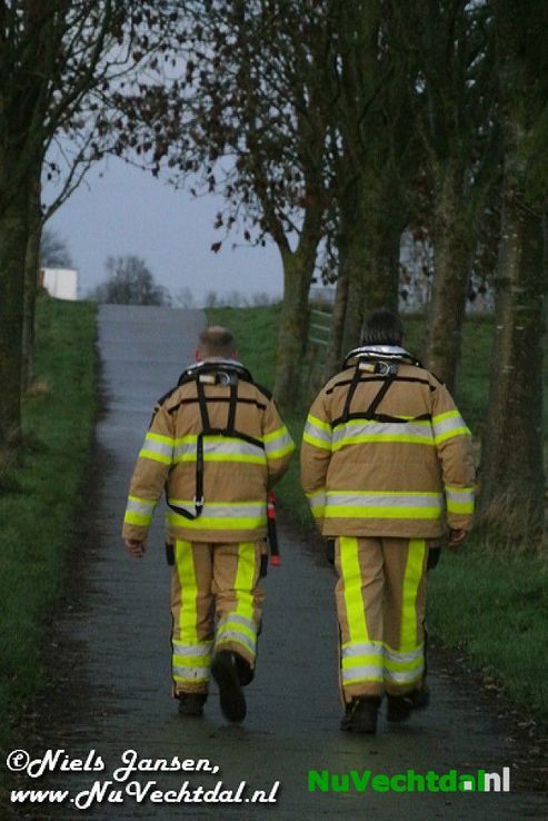 [Foto’s] Zoekactie naar mogelijke drenkeling Stuw Dalfsen - Foto: Niels Jansen