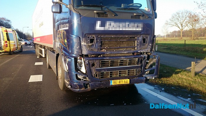 (VIDEO) Vrouw (24) overleden bij ongeval Dalfsen - Foto: Robert Bril