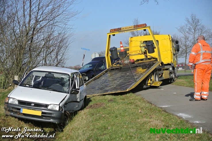 VIDEO: Gewonden bij ongeval Dedemsweg Dalfsen - Foto: Niels Jansen