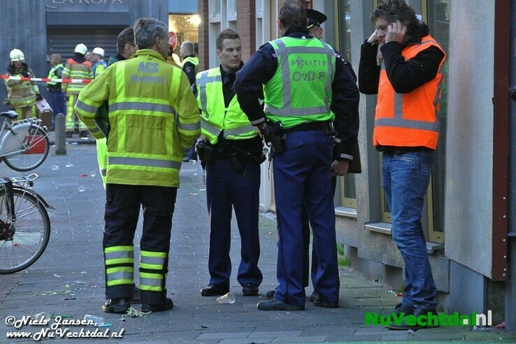 [Foto’s] Dalfser brandweer bij grote brand Zwolle - Foto: Niels Jansen
