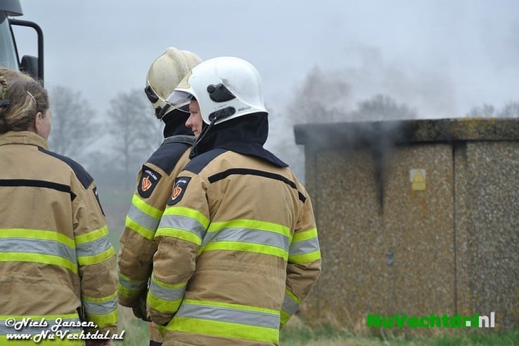 Brand in transformatorhuis Westeinde Nieuwleusen - Foto: Niels Jansen