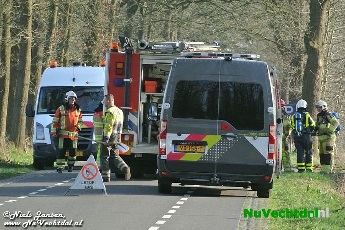 [VIDEO] Gaslek Heinoseweg Dalfsen lastige klus - Foto: Niels Jansen