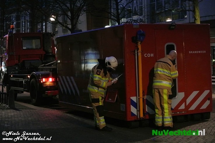 [Foto’s] Dalfser brandweer bij grote brand Zwolle - Foto: Niels Jansen