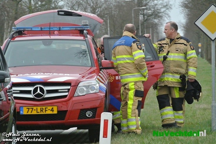 Brand in transformatorhuis Westeinde Nieuwleusen - Foto: Niels Jansen