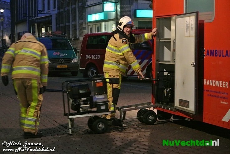[Foto’s] Dalfser brandweer bij grote brand Zwolle - Foto: Niels Jansen