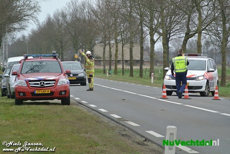 Brand in transformatorhuis Westeinde Nieuwleusen - Foto: Niels Jansen