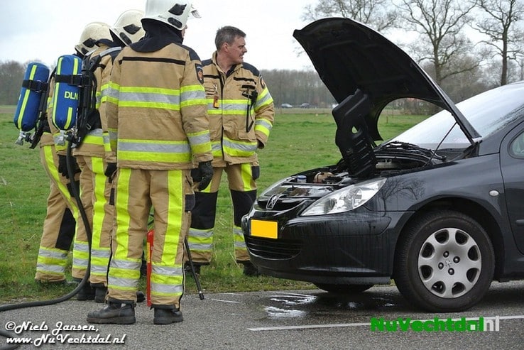 [Video] Autobrand Koesteeg Dalfsen - Foto: Niels Jansen