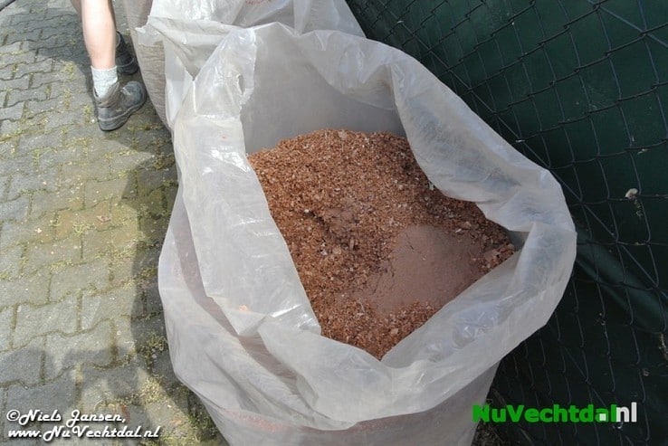 VIDEO Brand loopt met sisser af in Nieuwleusen - Foto: Niels Jansen