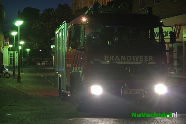 Nachtelijke uitruk brandweer Dalfsen in centrum