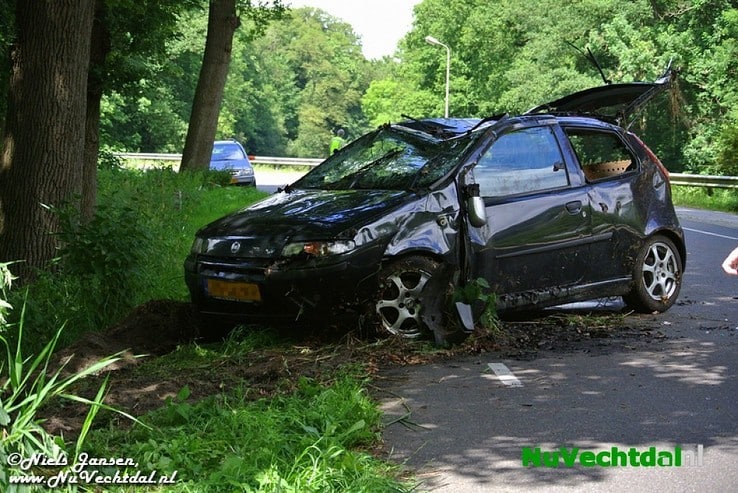 UPDATE: Ernstig ongeval Balkerweg Vinkenbuurt - Foto: Niels Jansen