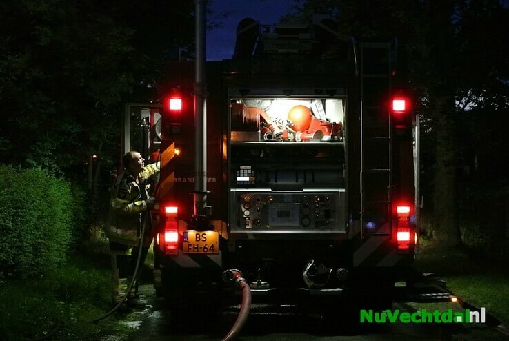 Woningbrand B.H. Spijkersweg Nieuwleusen - Foto: Niels Jansen