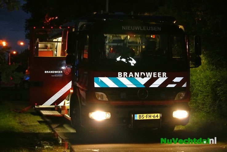 Woningbrand B.H. Spijkersweg Nieuwleusen - Foto: Niels Jansen