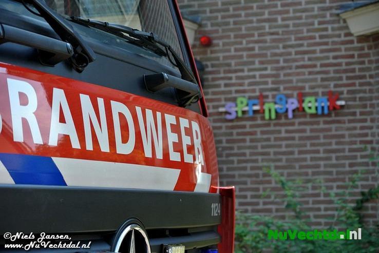 Brandweer Dalfsen rukt uit naar verbrande muffins - Foto: Niels Jansen