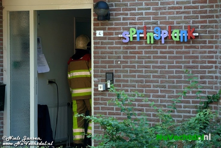Brandweer Dalfsen rukt uit naar verbrande muffins - Foto: Niels Jansen