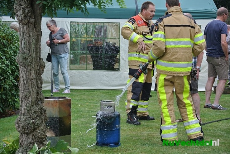 Explosieve situatie bij BBQ Mariënheem - Foto: Niels Jansen