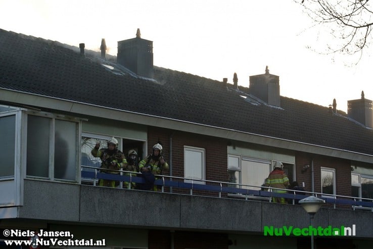 Woningbrand Badinckstraat Dalfsen - Foto: Niels Jansen