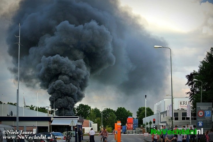 Rook brand Wapenveld te zien in Dalfsen - Foto: Niels Jansen